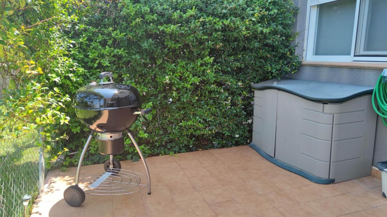 Loft Con Terraza Y Barbacoa Leilighet Lumpiaque Eksteriør bilde